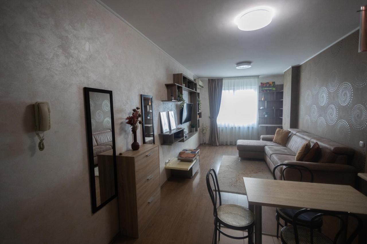 Luceafarul Property Oradea Exterior photo